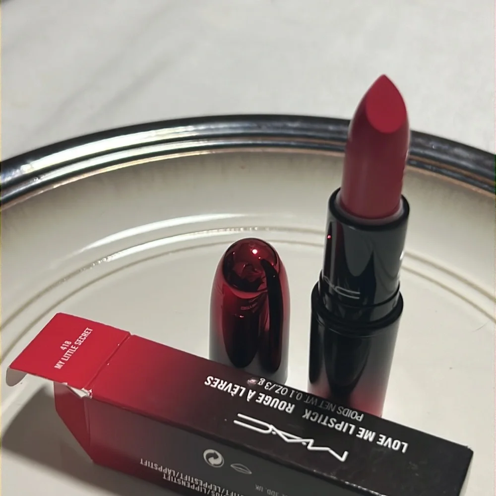 🌙💘Mac My Little Secret Love Me Lipstick